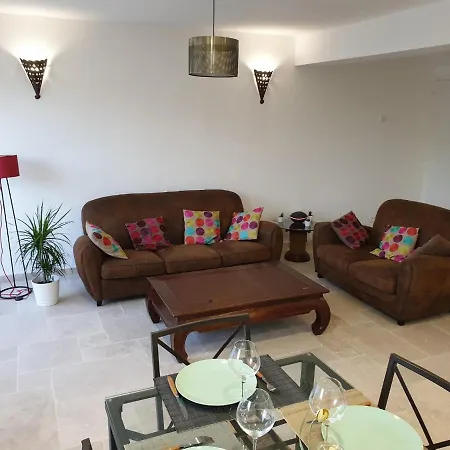 Duplex Calanques *